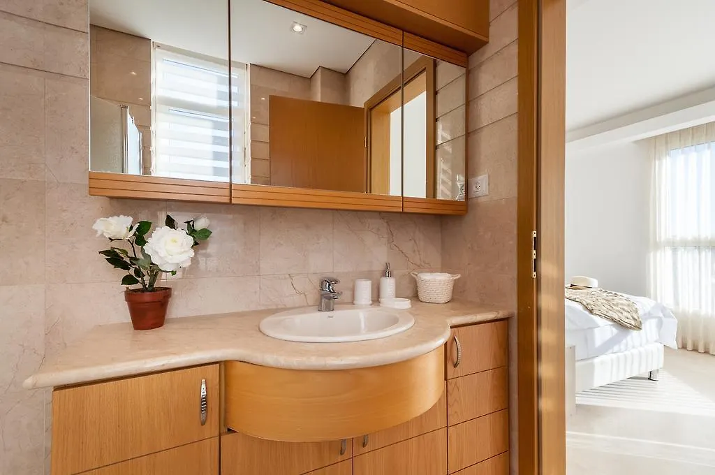 Magical Sea View With 3 Bedroom Eilat Apartment